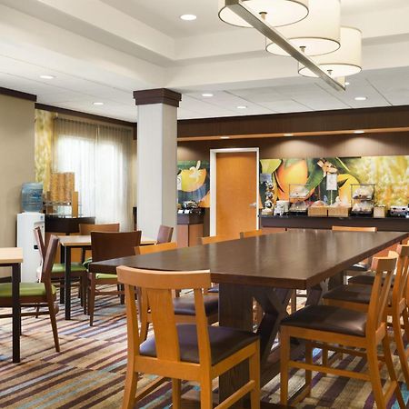 Fairfield Inn & Suites By Marriott Weirton מראה חיצוני תמונה